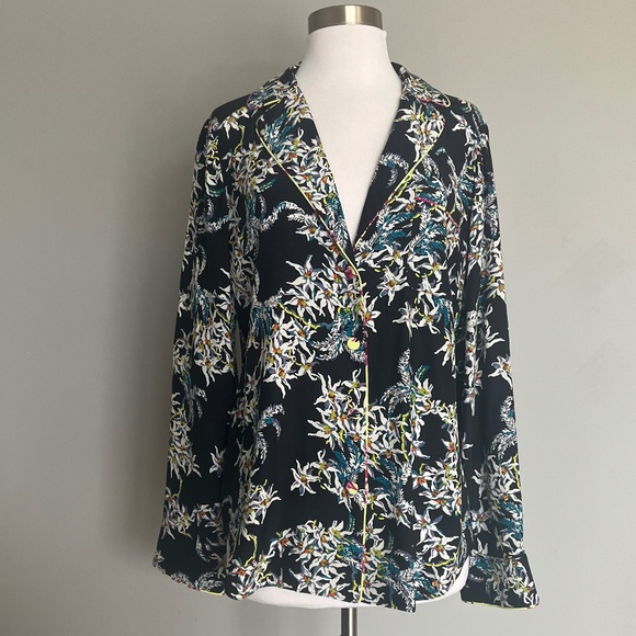 Cinq a Sept Juliet Floral Print Silk Button Front Pajama Style Casual Blouse Top - Picture 3 of 14